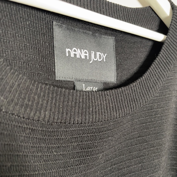 NANA JUDY Sweater Shirt in Black Size Large - Picture 2 of 5